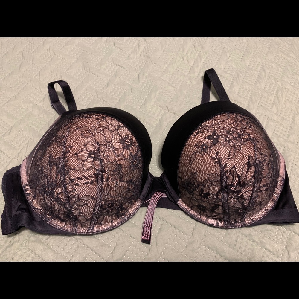 Strappy push-up bra